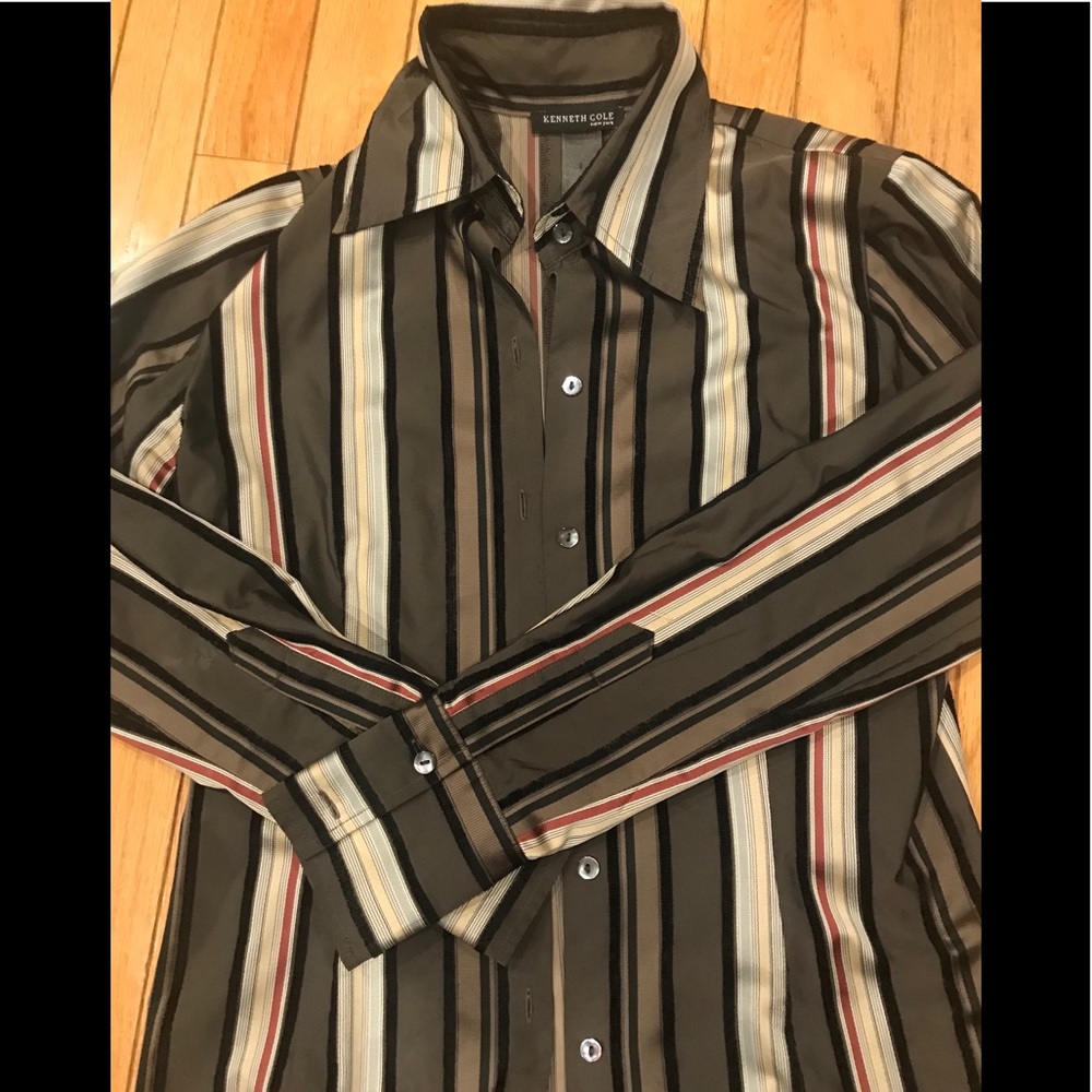 Stripe button down Kenneth Cole shirt